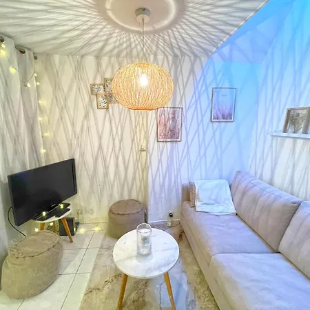 Casa de Férias Cocon Chaleureux Entierement Renove A 150m De Le Seine Saint-Mammès